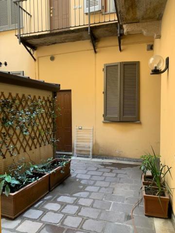 Ap12 Grazioso Appartamento In Centro Mailand Exterior foto